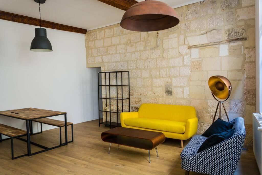 Apartment In Hyper Center - 3 Bedrooms Αρλ Εξωτερικό φωτογραφία